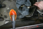 Uit de pot wordt helder glas over de kleur gezet.
